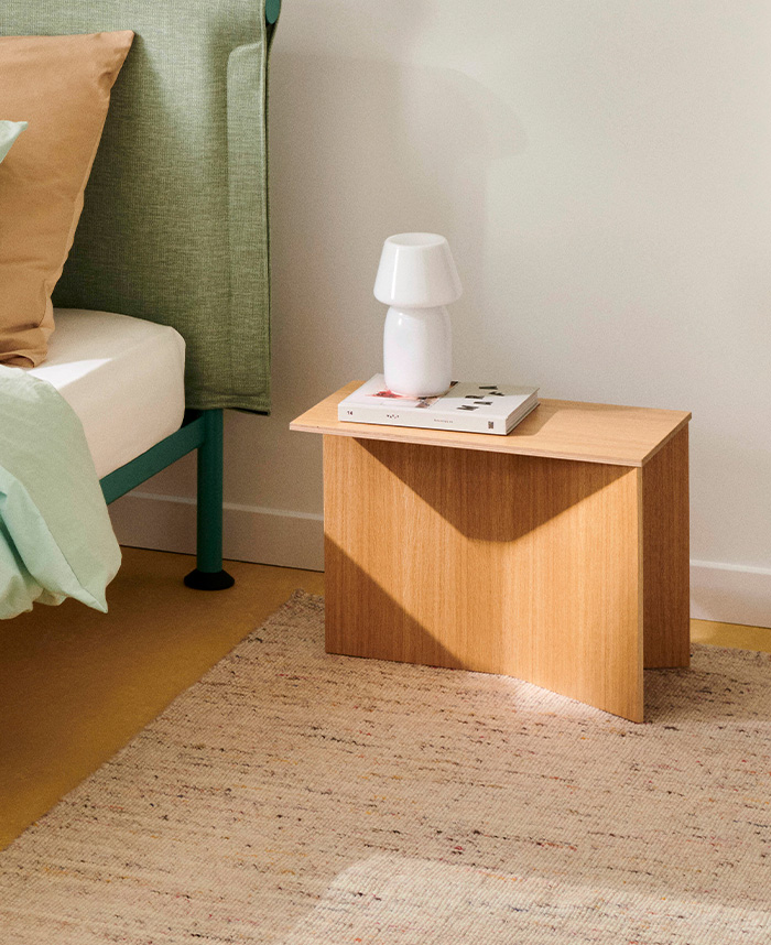 CRAYON RUG & SLIT TABLE WOOD