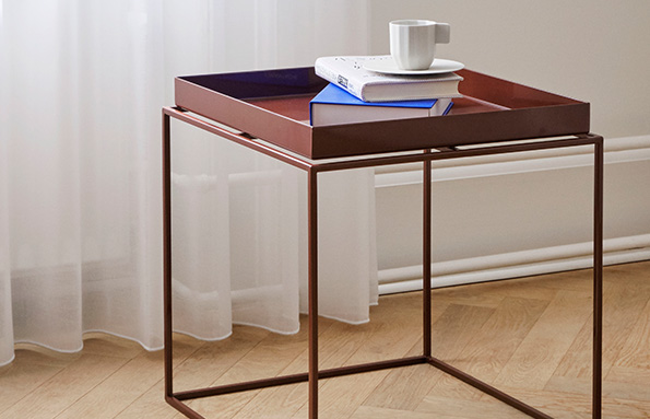 TRAY TABLE