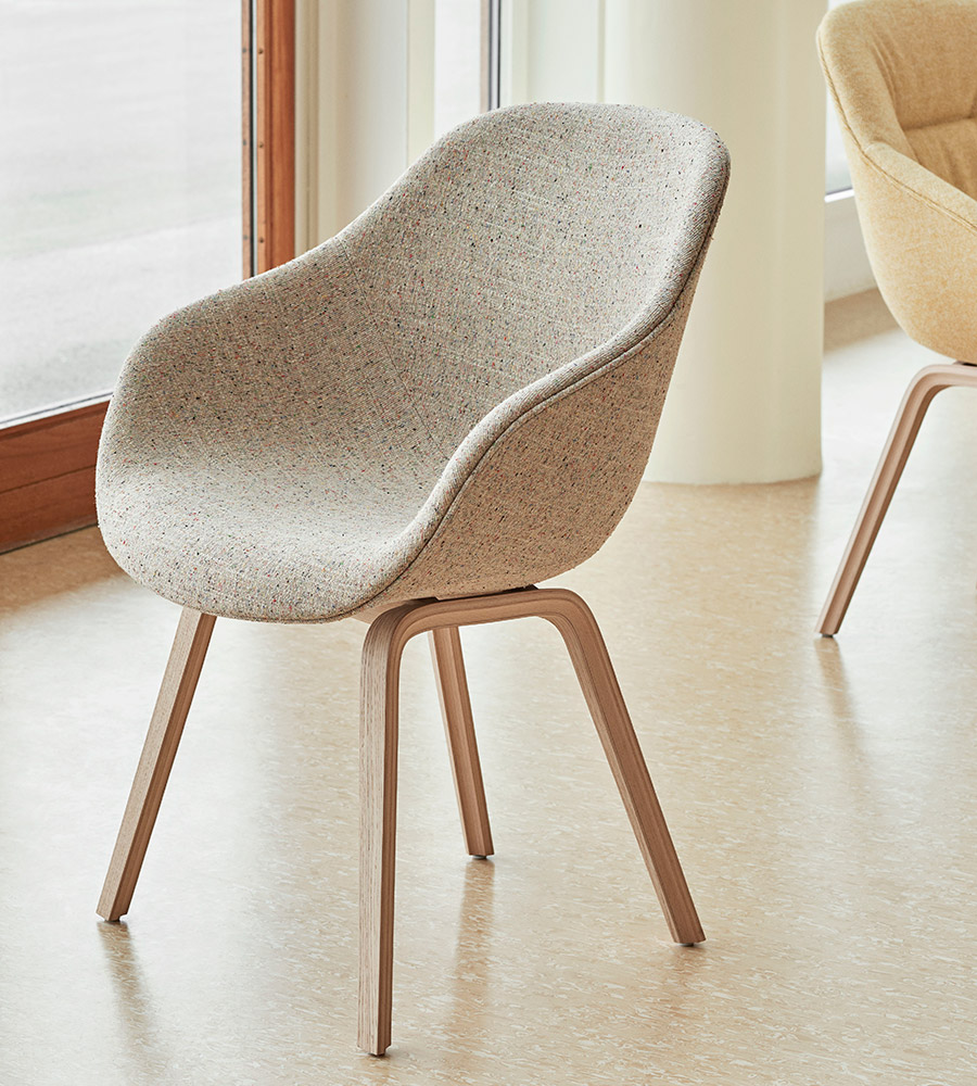 ファブリックチェア