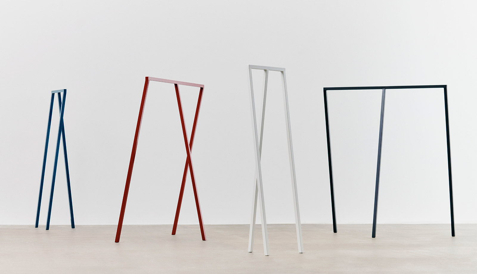 LOOP STAND