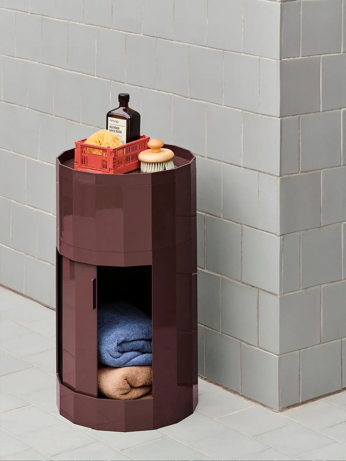 FACET CABINET