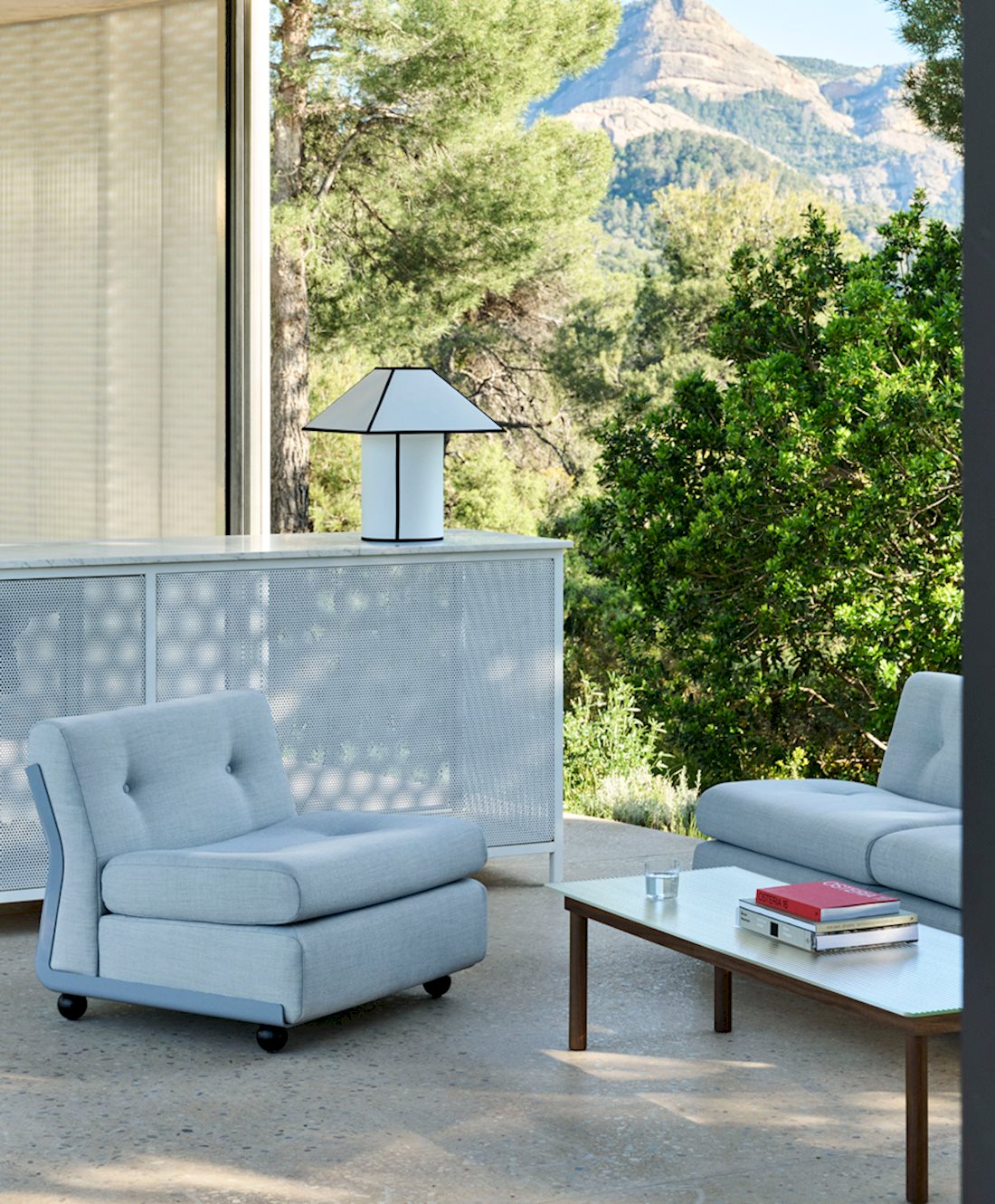 Amanta 1 Seater / Kofi Coffee Table / Ava Pyramid Table Lamp