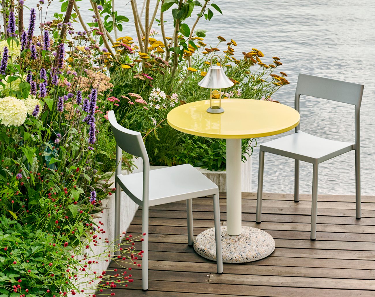 Ceramic Table / Type Chair / Mousqueton Portable