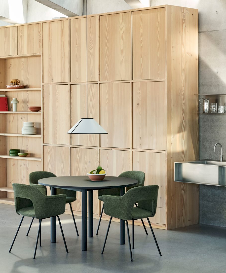 Layout Armchair 214 / Annex Table Round / Ava Cone Pendant