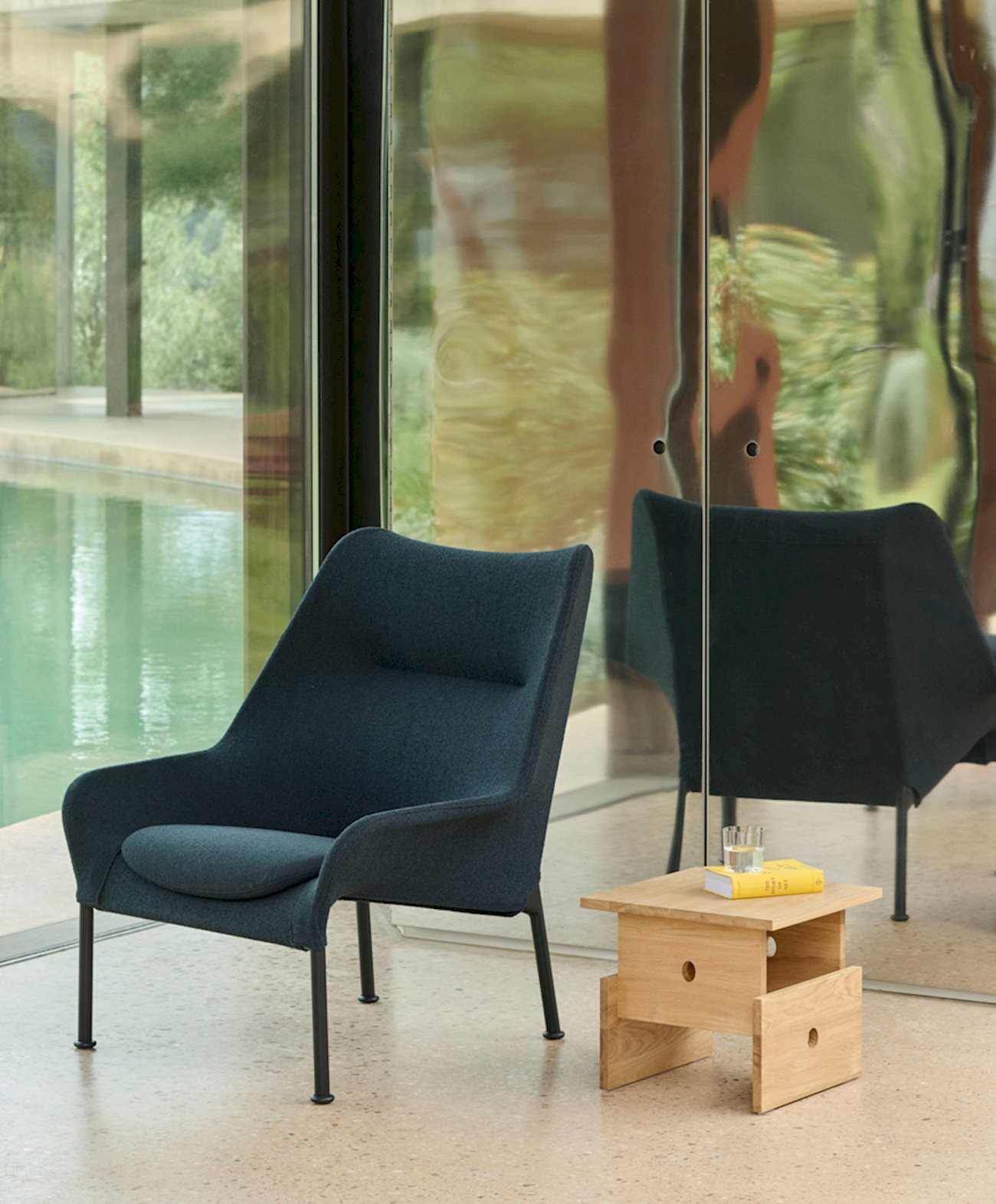 O2 Lounge Chair / Wood Box Coffee Table