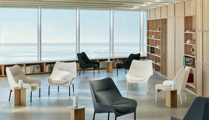 O2 Lounge Chair / Slit Table / Apollo Portable