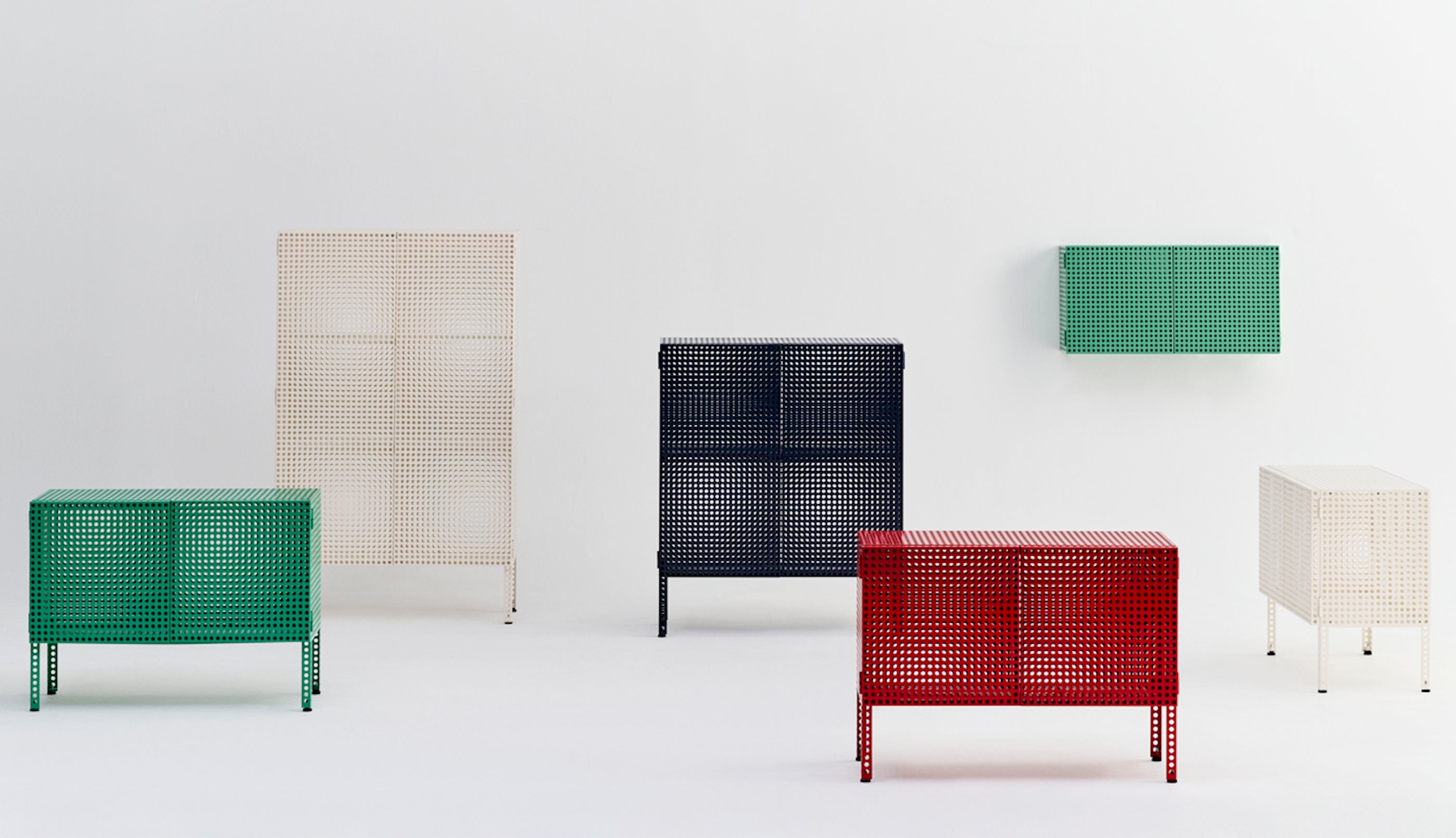 Perforated Cabinet Floor / Perforated Cabinet Wall
