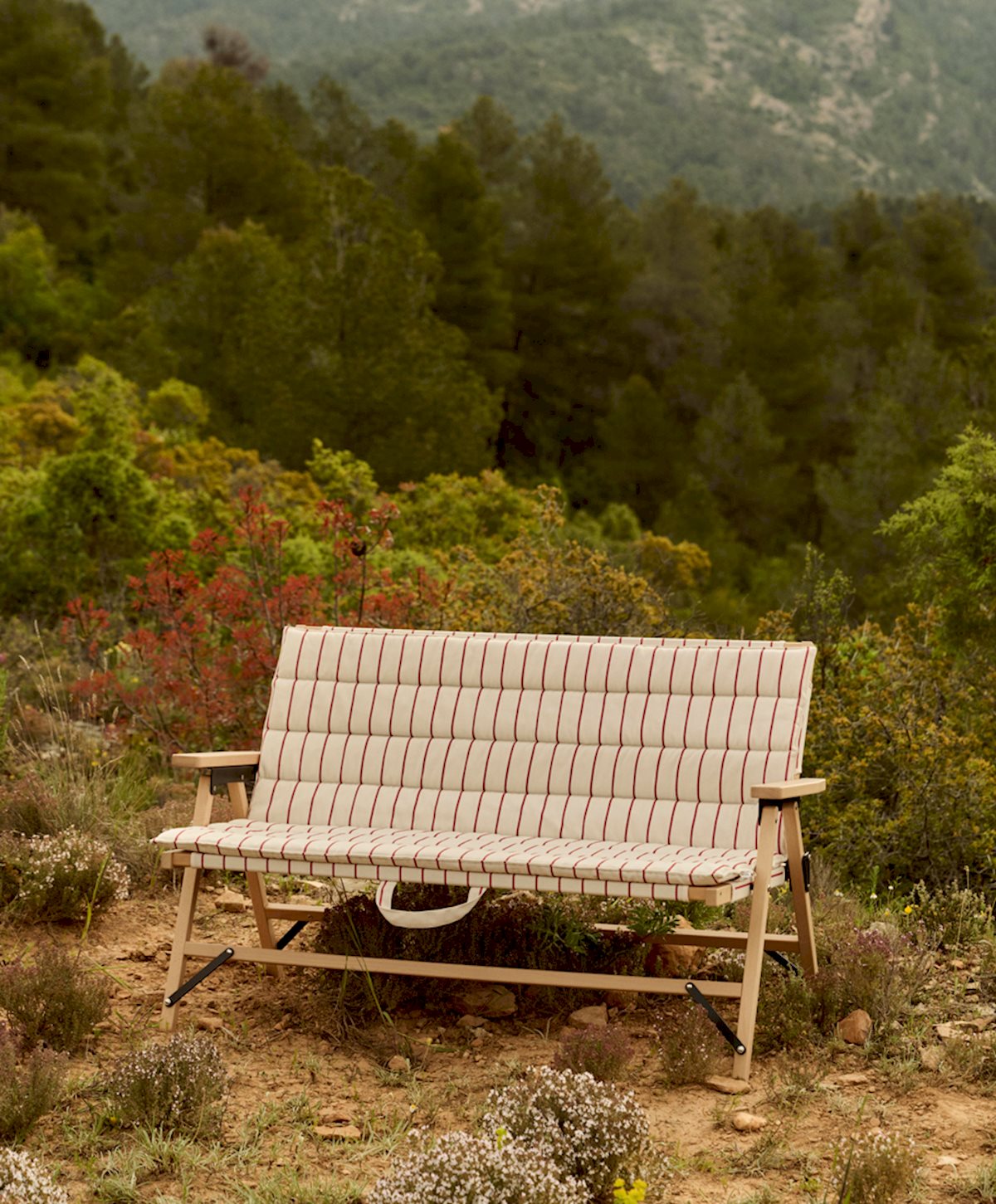 Outdoor Market Folding Sofa / Outdoor Market Sofa Cushion