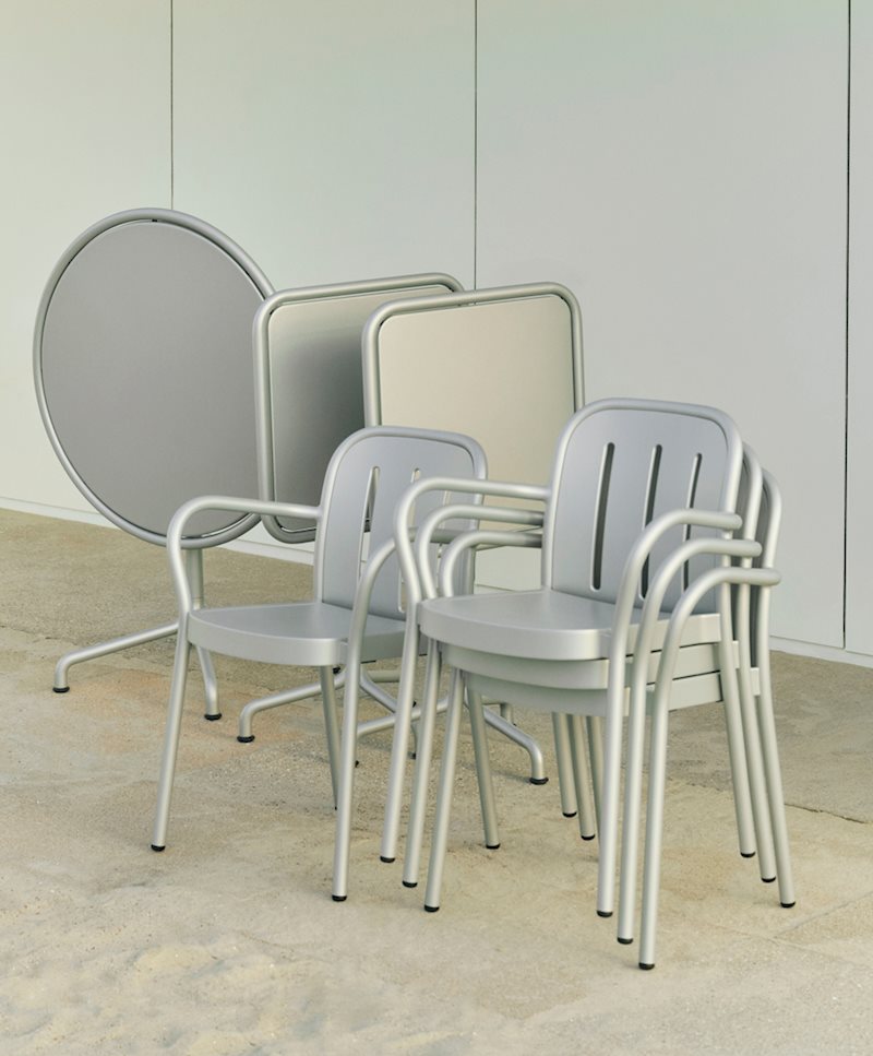 Deville Armchair / Deville Table 