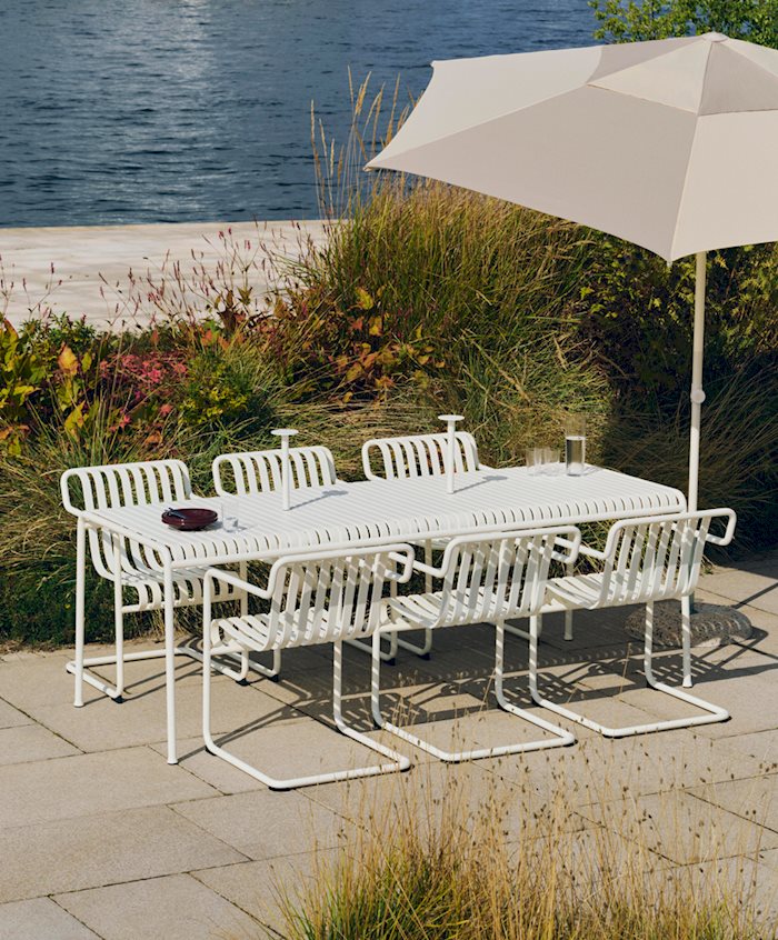 Palissade Cantilever Dining Armchair / Palissade Table / Host Portable Lamp / Terrazza Parasol 