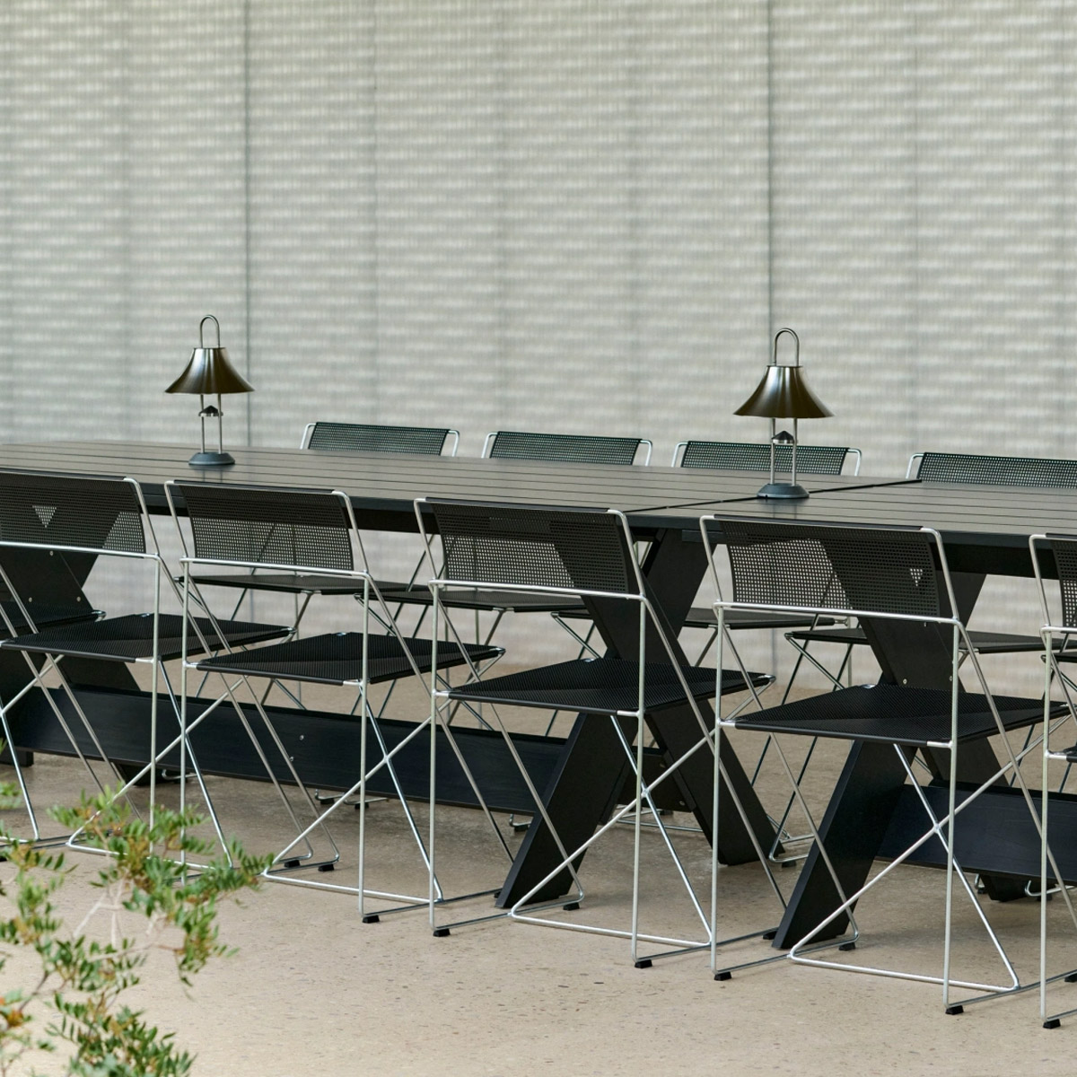 X-LINE CHAIR - HOT GALVANISED