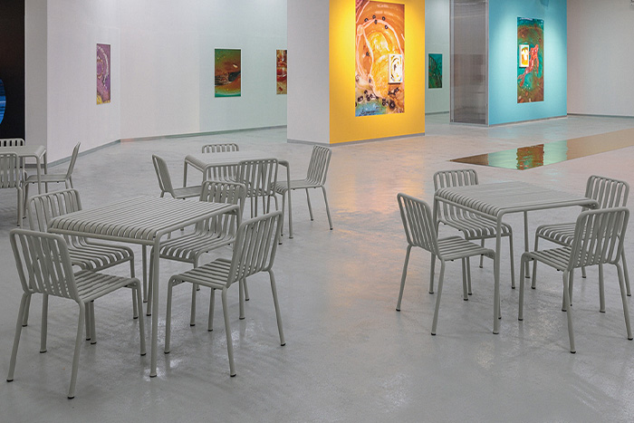 PALISSADE CHAIR /TABLE