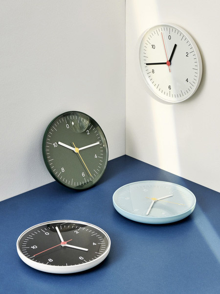 WALL CLOCK