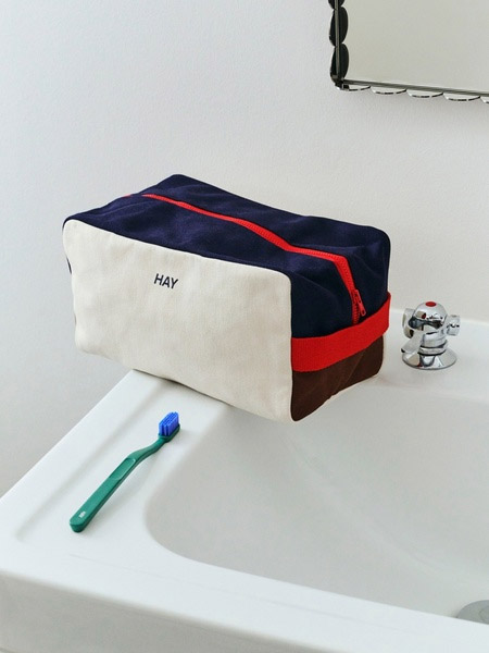 MULTI WASH BAG M
