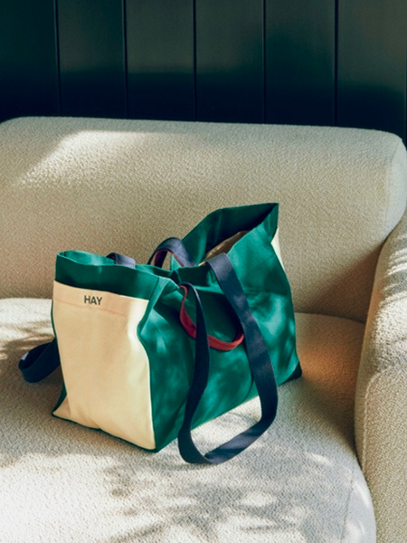 WEEKEND BAG M 