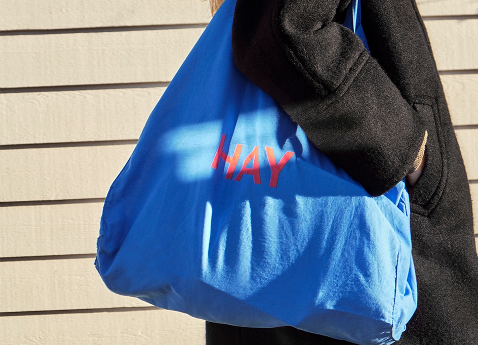 blue tote