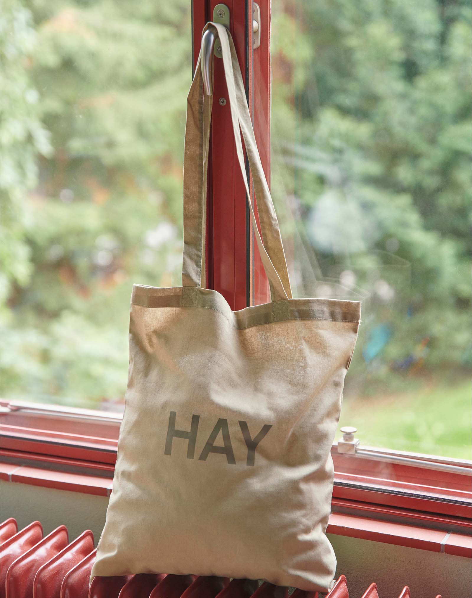 TOTE BAG｜北欧デンマーク インテリアブランドの通販サイト【HAY