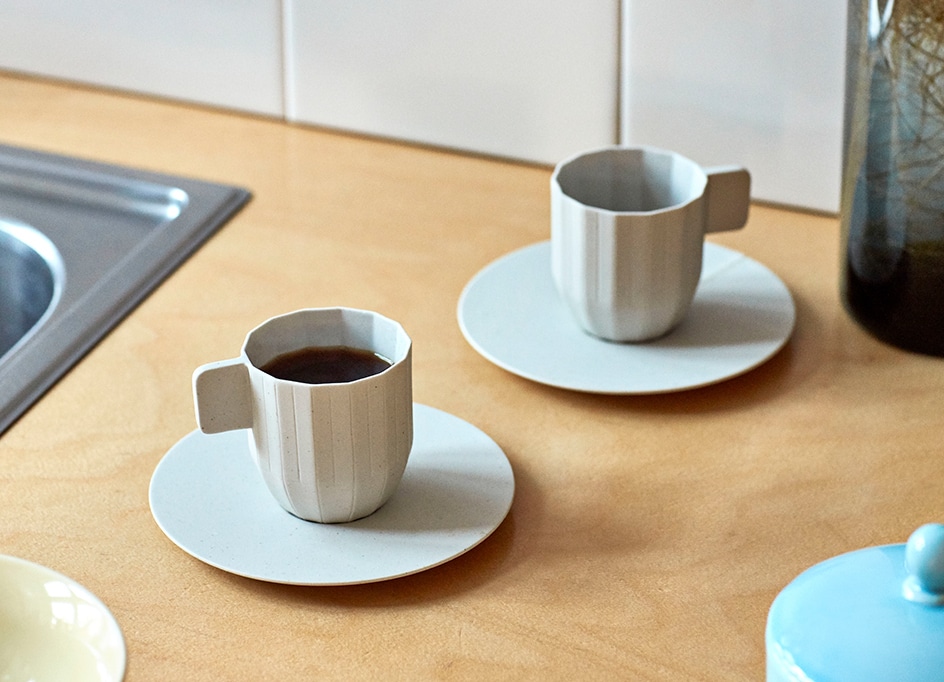 PAPER PORCELAIN ESPRESSO SAUCER｜北欧デンマーク インテリアブランドの通販サイト【HAY】 【公式】HAY