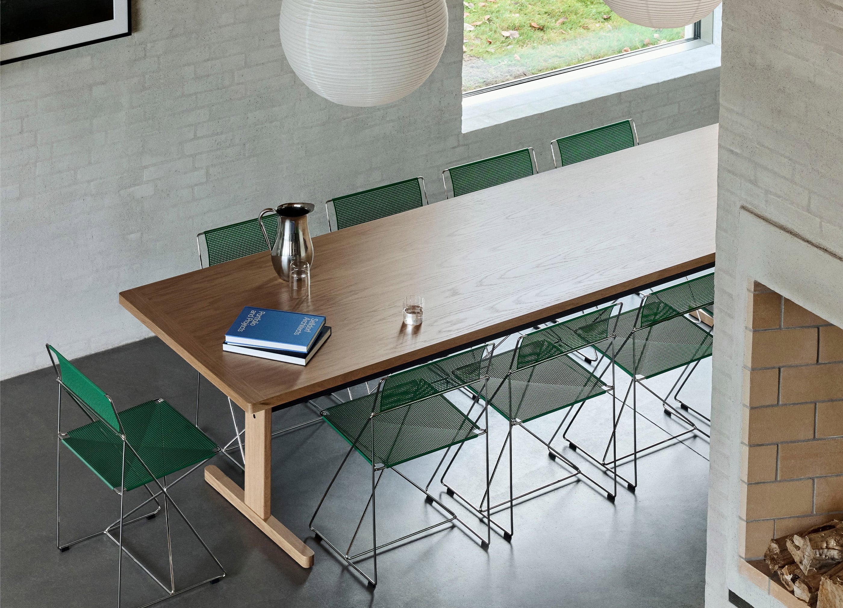 X-LINE CHAIR