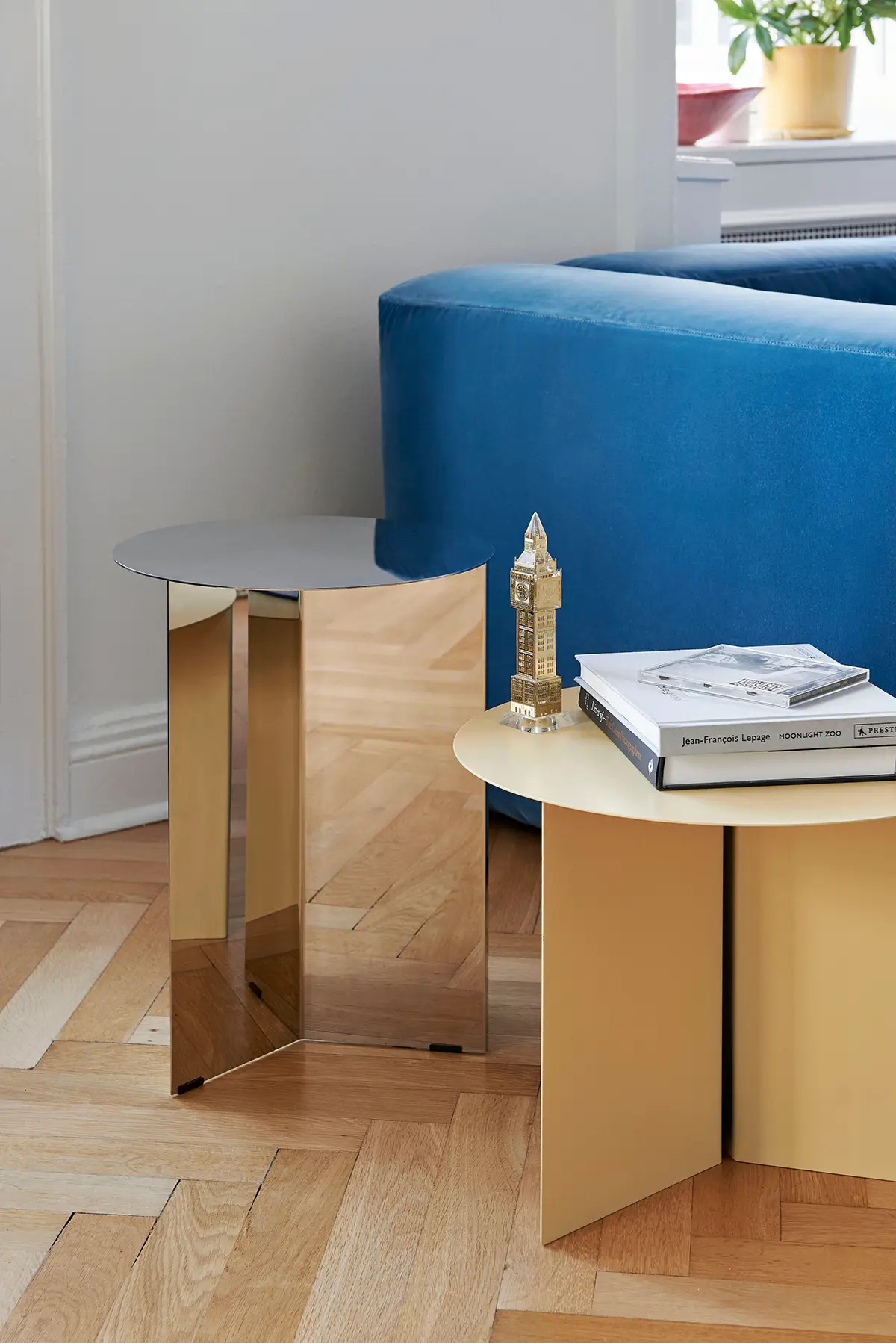 SLIT TABLE