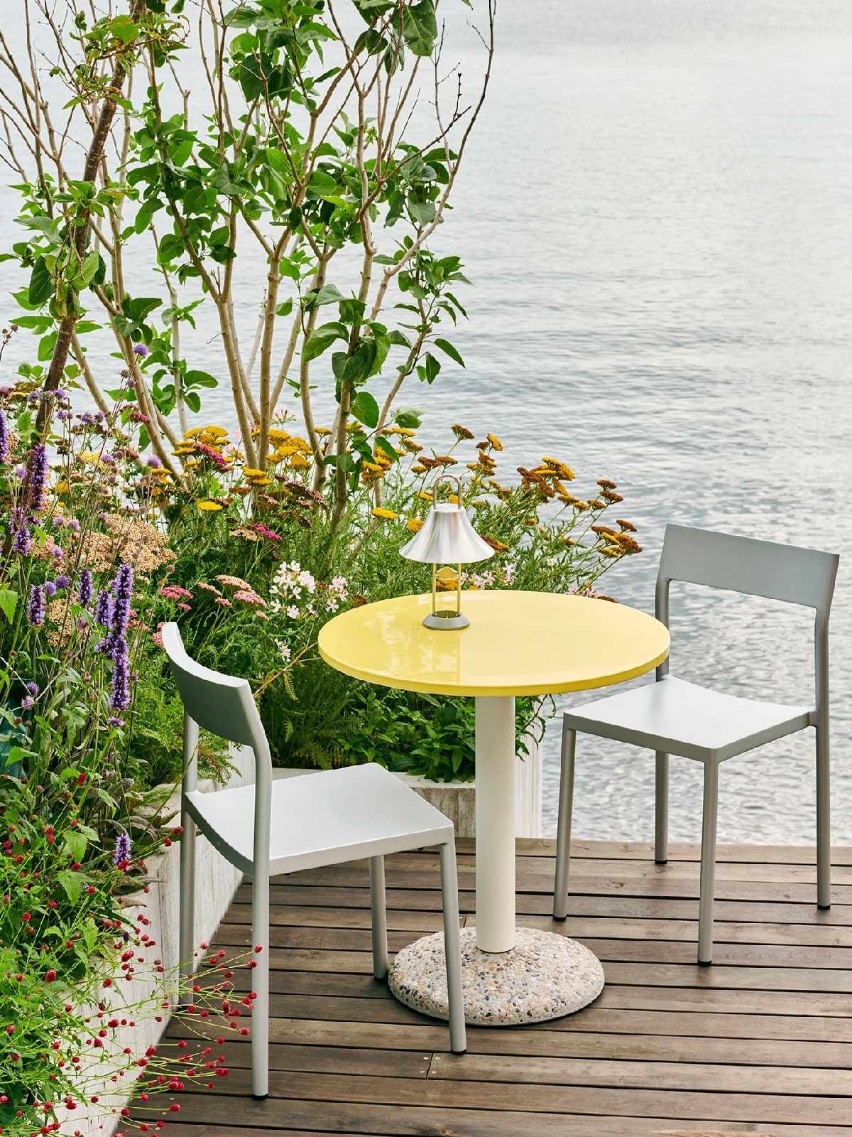 CERAMIC TABLE