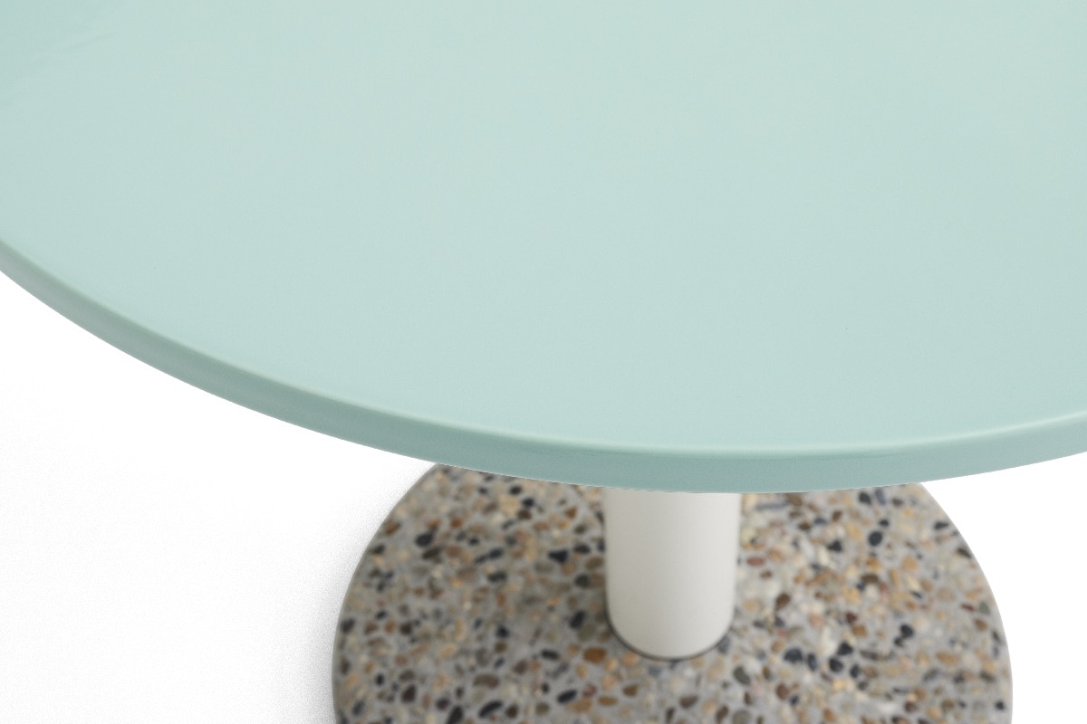 CERAMIC TABLE